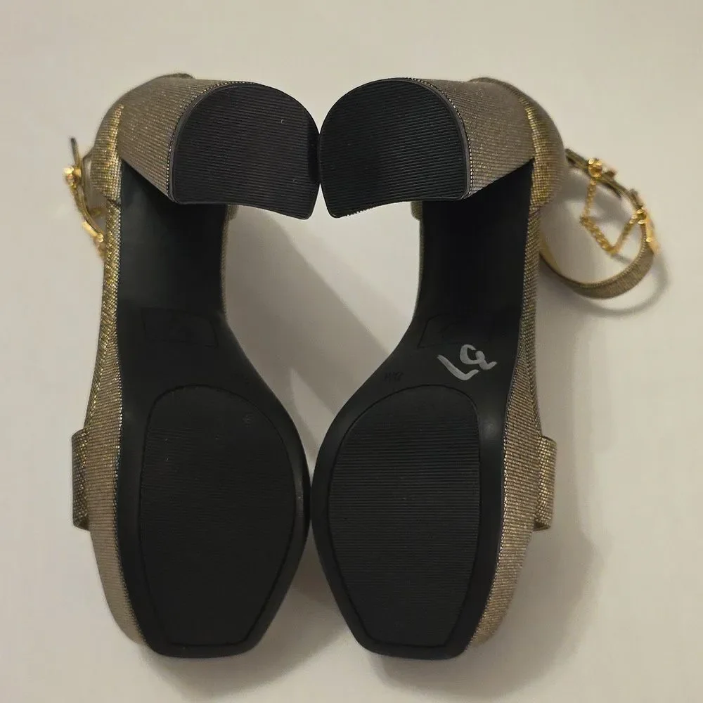 BRAND NEW GBG LOS ANGELES WOMENS PLATFORM OPEN TOE SANDALS G1